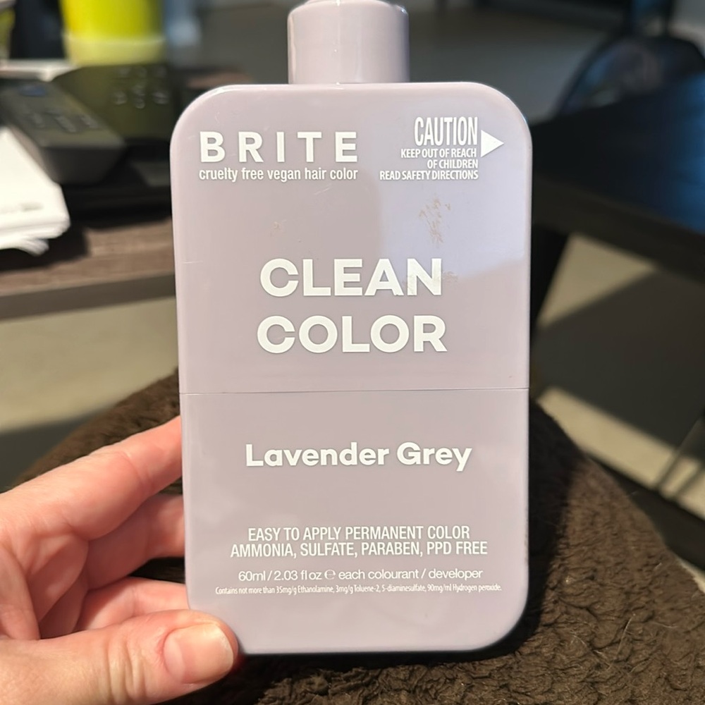 BRITE clean color lavender grey